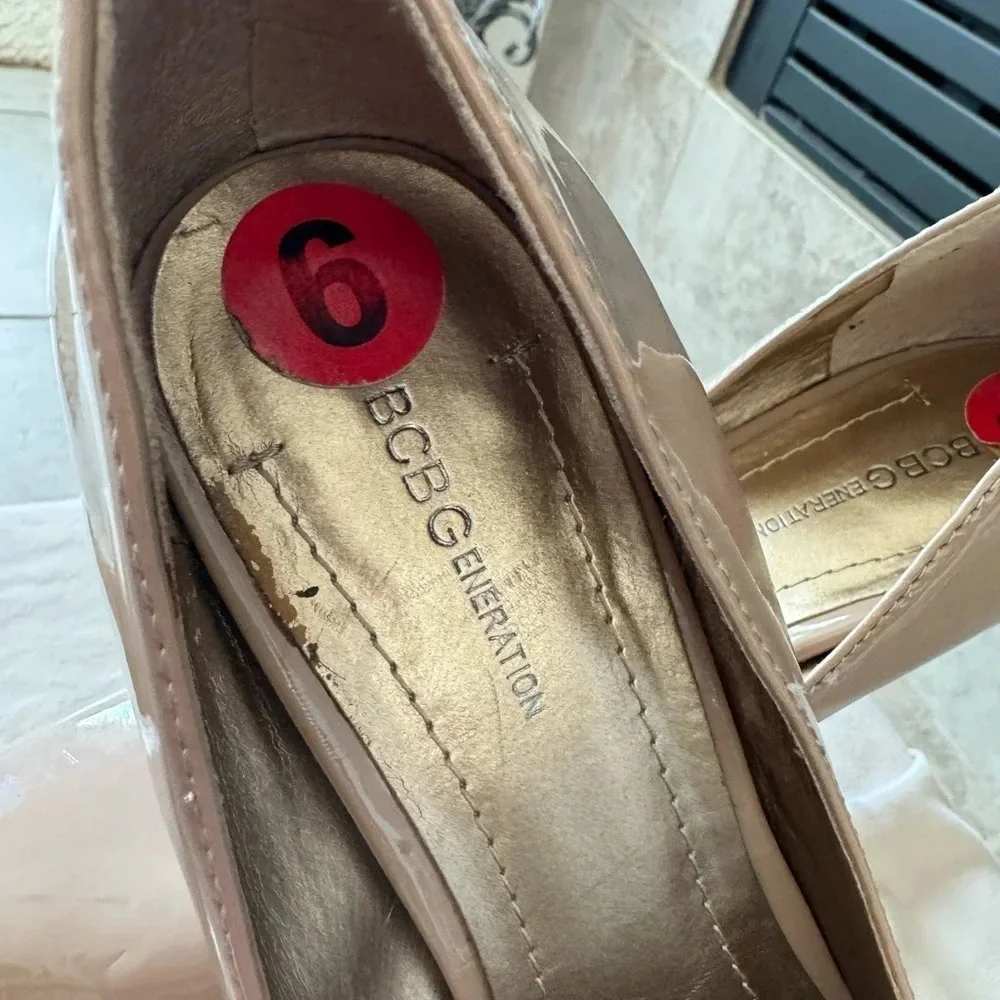 BCBGeneration Heels Beige Nude Patent Platform Pointy Toe - Size 6